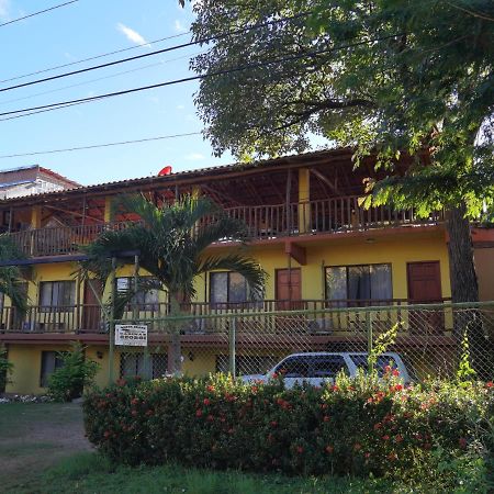 Hotel Georgi Cr Veintisiete de Abril Bagian luar foto