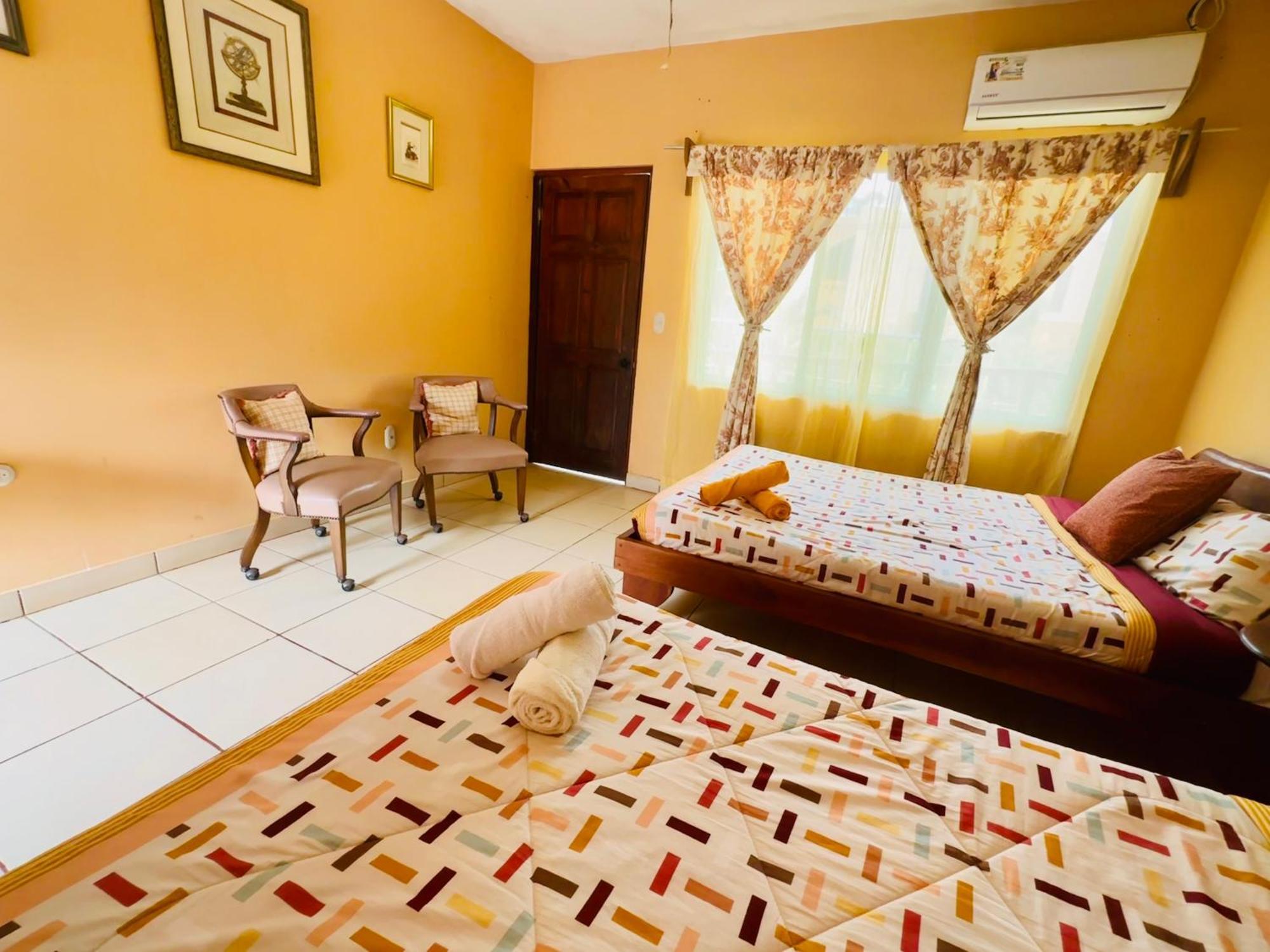 Hotel Georgi Cr Veintisiete de Abril Bagian luar foto