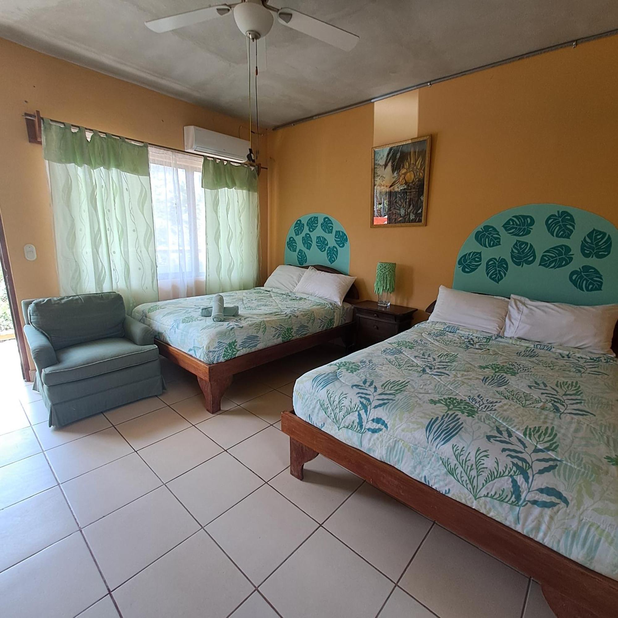 Hotel Georgi Cr Veintisiete de Abril Bagian luar foto